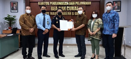 Bea Cukai Serahkan Penetapan Layanan Fasilitas  Kepabeanan Kepada Kawasan JIIPE Gresik