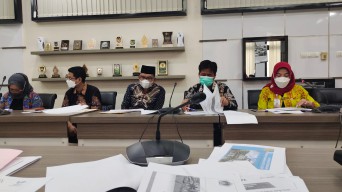Gresik Gagal Penuhi Jatah Kuota 500 Ribu Penerima PBI JKN KIS