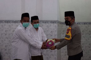 Jaga Khamtibmas, Kapolres Bojonegoro Sambangi Ponpes Mambaul Falah Kepohbaru
