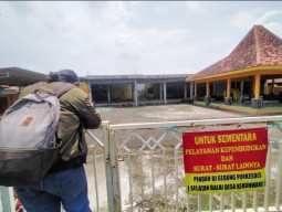 Kehabisan Anggaran, Proyek Rehab Balai Desa Kebonwaris Pandaan Mandek