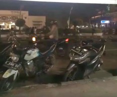 Viral Tawuran Antar Remaja di Depan Wisma Semen Gresik, Begini Kronologinya