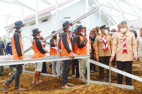 Gubernur Target Hunian Sementara di Lumajang Bisa Ditempati Sebelum Idul Fitri
