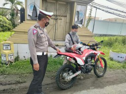 Pakai Knalpot Brong, 10 Pemotor Langsung Ditilang