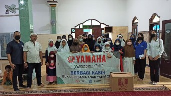 Yamaha STSJ Surabaya Santuni 23.500 Anak Yatim di 3 Kota Jatim