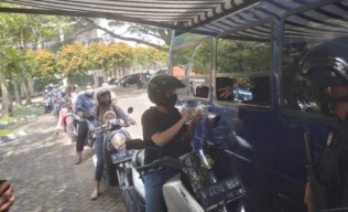 BI Malang Batasi Penukaran Uang Baru Drive Thru 300 Orang Perhari