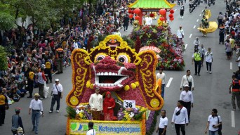 Parade Bunga Hingga Festival Rujak Uleg Jadi Rangkaian HJKS Ke 729