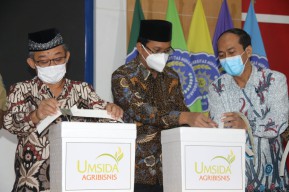 Bidang Non Akademik, Umsida Kembangkan Sayap Bisnis Ekspor Tanaman Hias