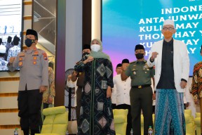 1 Abad NU, Gubernur Khofifah ajak PWNU Jatim Tumbuhkan Ekonomi Kreatif