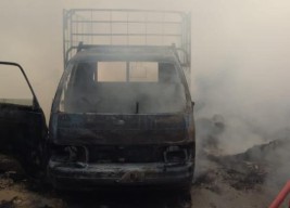 Gudang Milik Juragan Rongsokan di Kedamean Terbakar