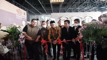 Gus Muhdlor Buka Pameran Kereta Api Sidoarjo di Steamed Soul