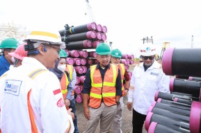 SKK Migas-KKKS Saksikan Ekspor 1200 Metriks Ton Pipa Ke Uganda Dan kuwait, Dukung Produk Dalam Negeri