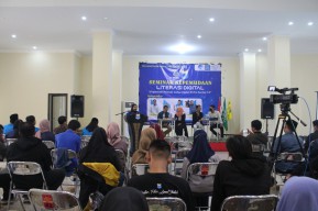 Kominfo Bekali Kader PMII Gresik dengan Literasi Digital