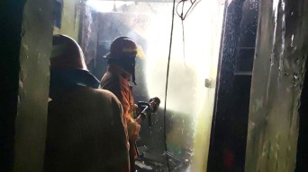 Keluar Antarkan Anak Sekolah, Saat Pulang Rumah Warga di Gresik Ini Sudah Hangus Terbakar 