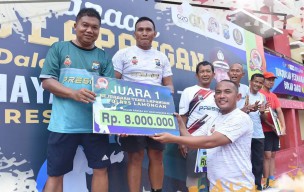 Ditutup Kapolres Lamongan, Tim Bhayangkara Raih Juara Turnamen Tenis
