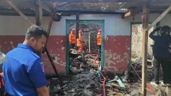 Lupa Matikan Kompor, Rumah Warga Kota Madiun Ludes Terbakar
