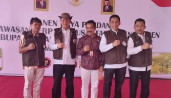 PT Smelting bersama BNPT Memanen Jagung Hibrida di KTN Turen