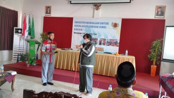 Smelting Mengajar di SMK Assa'adah, Bekali Siswa yang Mau Praktik Kerja
