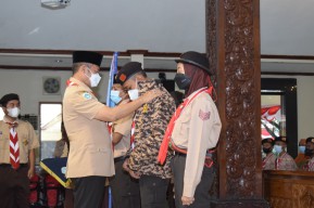 Wakili Lamongan, 16 Pramuka Diberangkatkan Menuju Jambore Nasional XI