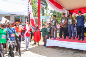 280 Regu Meriahkan Gerak Jalan Napak Tilas Mayangkara Lamongan