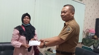 Akhirnya Warga Tulungagung Ini Dapat Jatah BPNT Setelah 4 Tahun Hanya Tercatat Namanya Saja