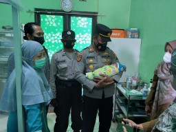 Polisi Buru Orang Tua Pembuang Bayi di Dander Bojonegoro