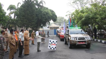 Bupati Bojonegoro Berangkatkan Kirab Pataka "Jer Basuki Mawa Beya" Menuju Tuban