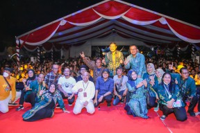 Sukses Gelar Hari Aksara Internasional 2022, Pak Yes Ajak Wisatawan Nikmati Kuliner dan Destinasi Lamongan