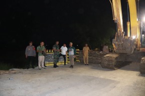 Debit Air Kali Lamong Meningkat, Perbaikan Tanggul Jebol di Cermen Langsung Dilakukan