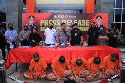 Begini Kronologi Pengeroyokan Pedagang Nanas di Driyorejo Gresik Hingga Tewas, Kepalanya Dihantamkan ke Paving