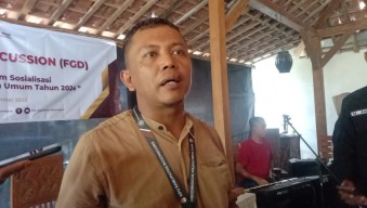 Sosialisasikan Tahapan Pemilu Tahun 2024, KPU Bojonegoro Gelar FGD dengan Wartawan