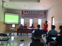 Mahasiswa dan Dosen Untag Gelar Pelatihan Konten Pemasaran Indonesia-Jepang di Wisata Kampung Kelengkeng