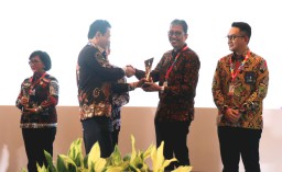Rajin Sampaikan LHKPN, Bankjatim Raih Penghargaan dari KPK