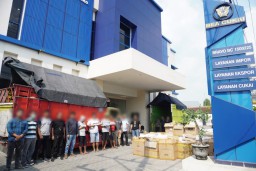 Bea Cukai Bojonegoro Amankan 2 Juta Batang Rokok Ilegal, Kerugian Negara Sebesar 1,2 Miliar