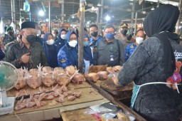 Jelang Nataru, Harga Sejumlah Bahan Pangan di Gresik Naik, Apa Saja?