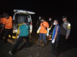 Lansia di Tulungagung Ditemukan Tewas Membusuk di Pintu Air