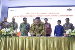 Pemerintah Resmi Alihkan Saham Semen Baturaja ke SIG