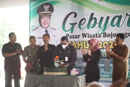Resmi Beroperasi, Pasar Wisata Bojonegoro Mulai Ramai Pedagang dan Pembeli