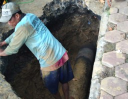 Pipa Air Perumda Giri Tirta Bocor, Pelanggan di Jalan Veteran Sedikit Berdampak