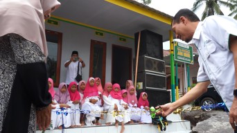 Petrokimia Gresik Bantu Pembangunan Musala dan TPQ di Lumajang