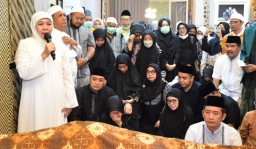 Ayah Wali Kota Surabaya Meninggal Dunia, Khofifah : Beliau Orang Baik