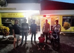 Maling Motor di Balongpanggang Gresik Babak Belur Setelah Kepergok