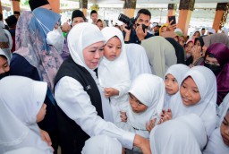 Keliling Jember dan Situbondo, Ini yang Dilakukan Khofifah