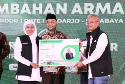 Bayar Ongkos Bus Trans Jatim Kini Bisa Non Tunai