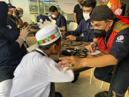 Sinergi Bagi Negeri, MPM Honda Jatim Gelar Aksi Sosial di Bulan Ramadhan