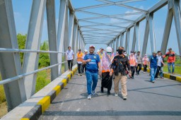 Jembatan Kacangan Benjeng Gresik Sudah Bisa Dilewati, Meski Masih Finishing