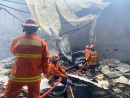 Lagi, Gudang Kimia di Gresik Terbakar