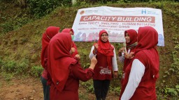 Smelting dan HI Upgrading Kader TB dengan Outbond