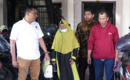 Korban Pelemparan Kotoran di Sidoarjo Datangi Kantor Satpol PP, Ini Permintaannya