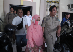 Pelaku Pelempar Kotoran ke Rumah Tetangga di Sidoarjo Segera Disidang