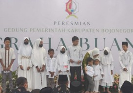 Pemkab Bojonegoro Berikan Santunan 7.125 Anak Yatim dan Anak Terlantar Rp 1,5 Juta
